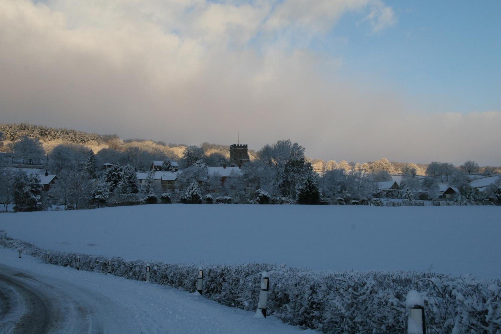 The Belfry At Yarcombe Bed and Breakfast Exteriör bild